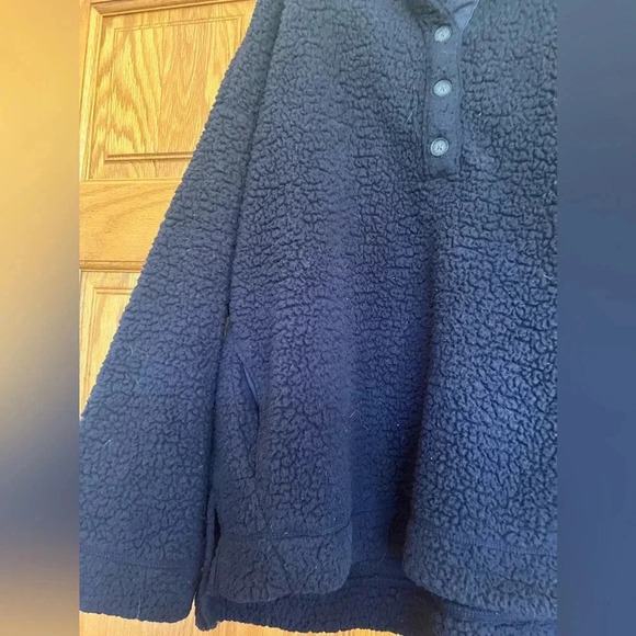 Aerie - Sherpa Pullover Sweater - Picture 5 of 10